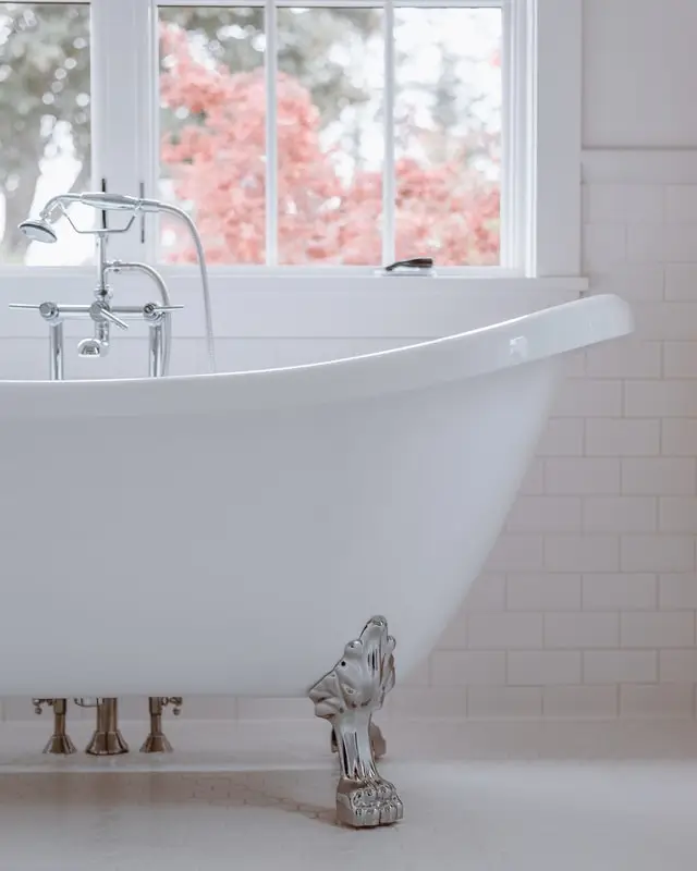 clawfoot tub after a Houston bathroom remodeling project